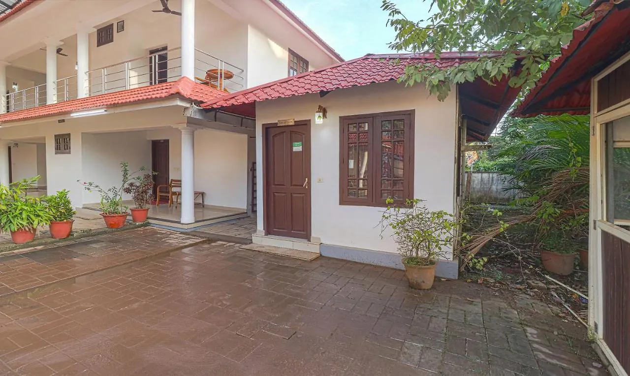 Lake Garden Resort  Alappuzha