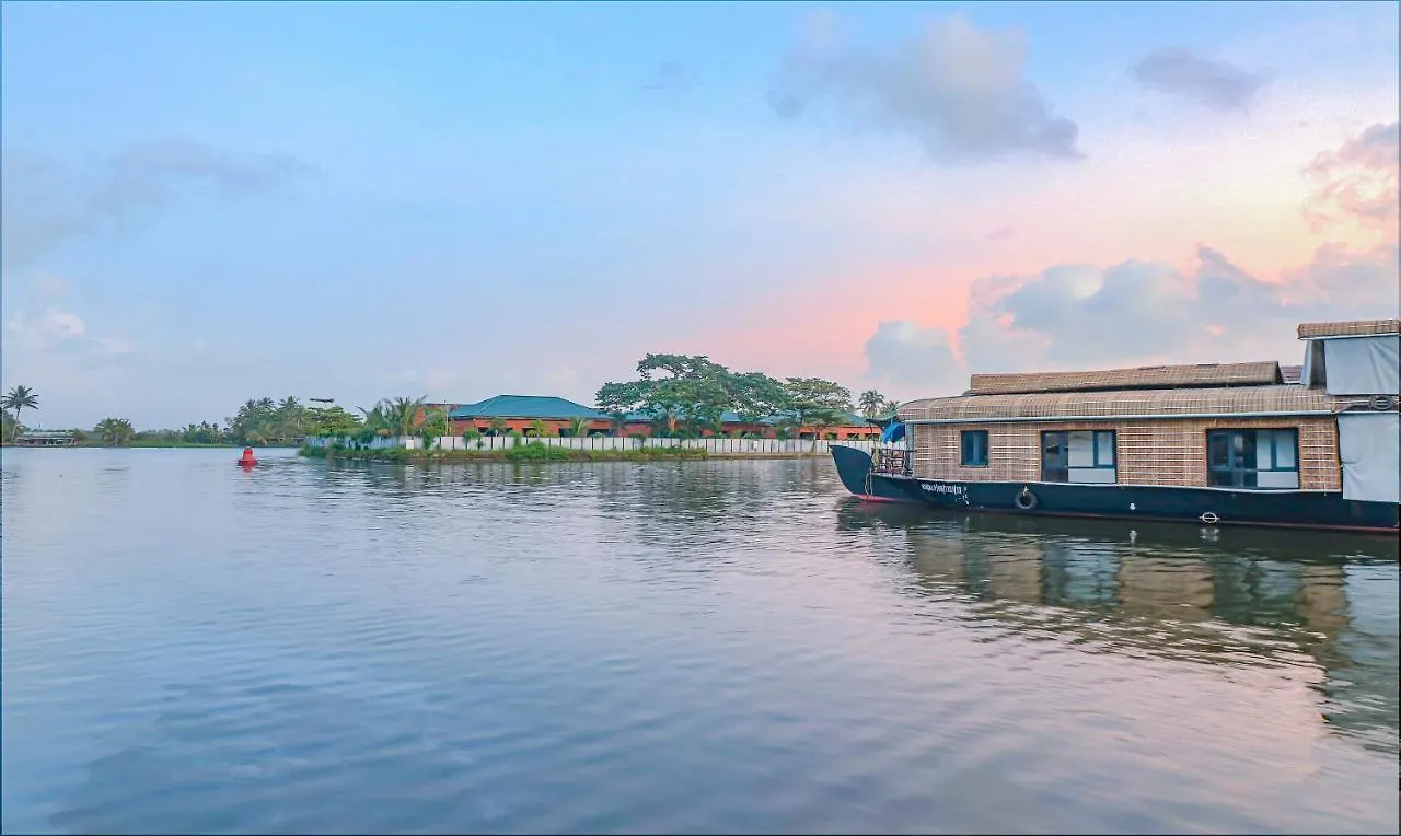 ***  Lake Garden Resort India