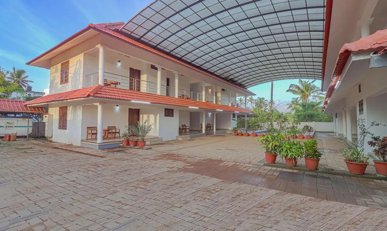 Lake Garden Resort 3*, Alappuzha