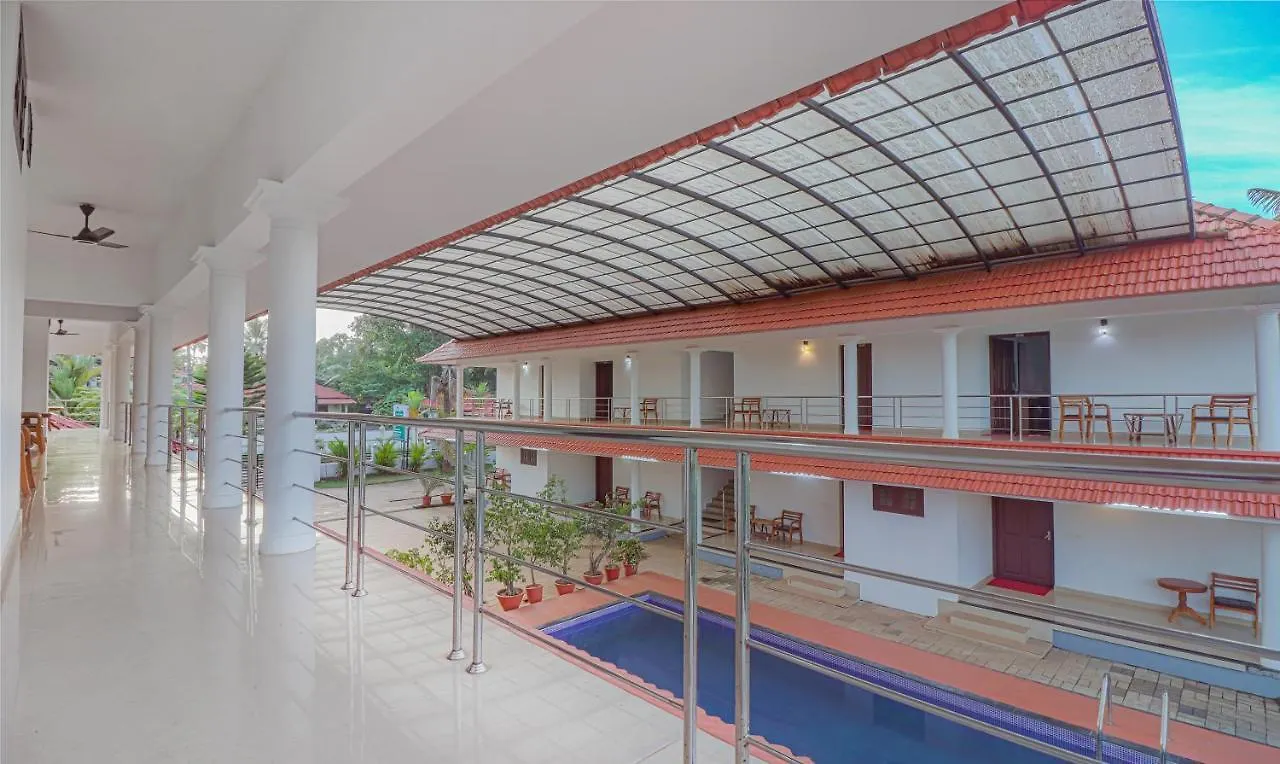 Lake Garden Resort  Alappuzha