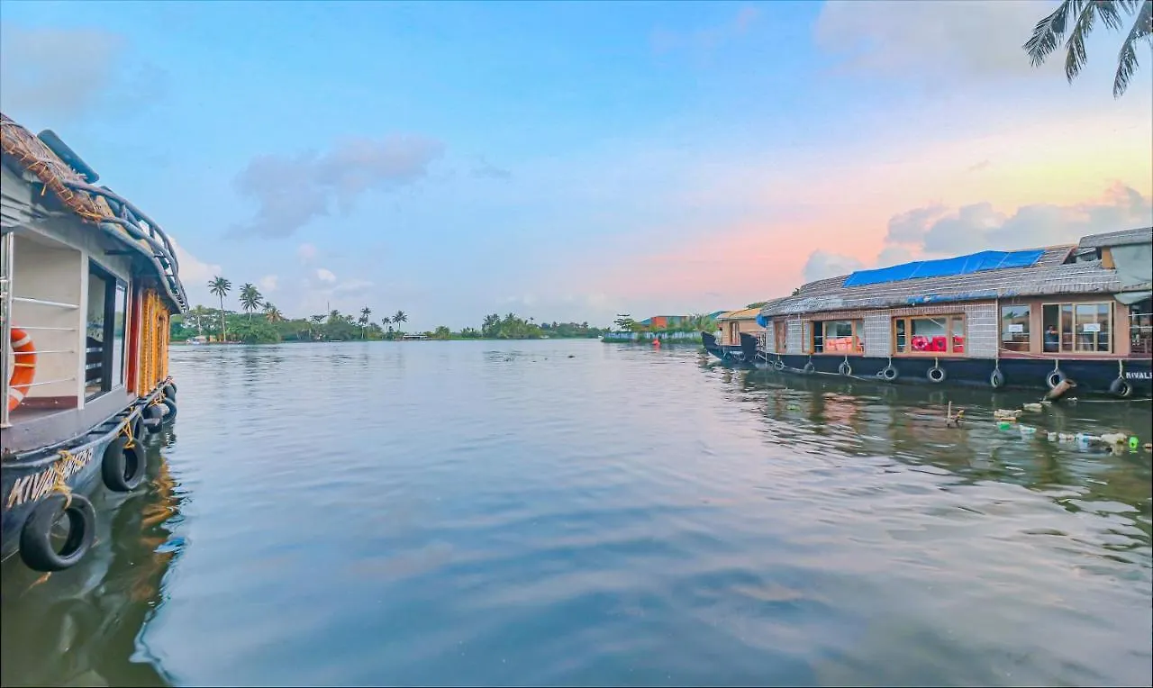 ***  Lake Garden Resort India