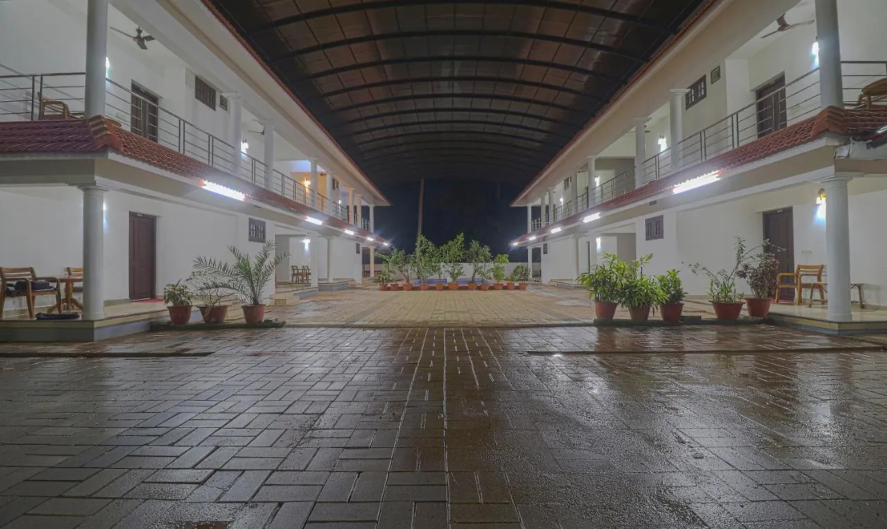 Lake Garden Resort
