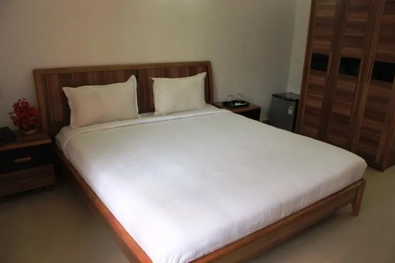 Lake Garden Resort